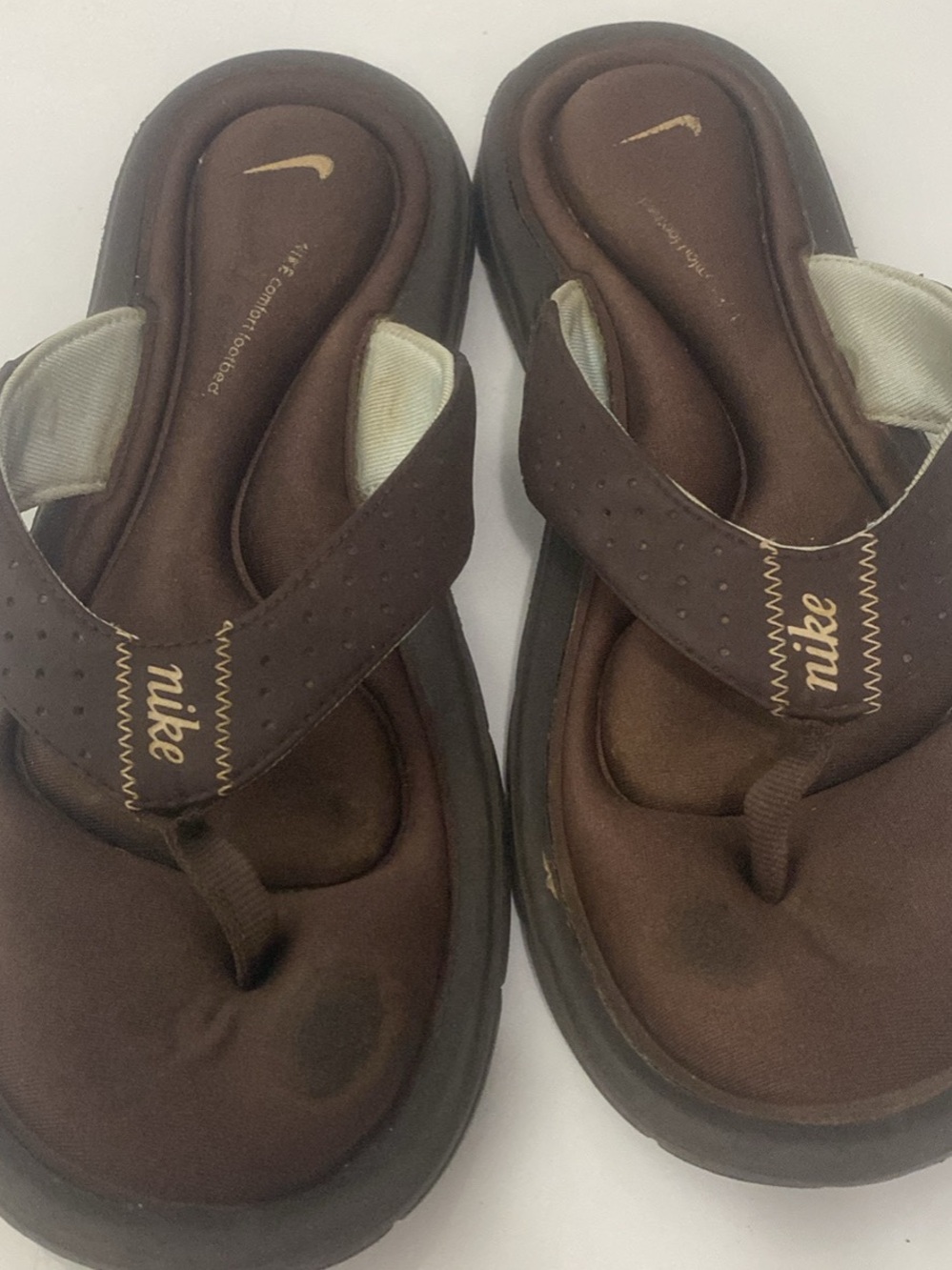 Nike Brown Padded Thong Sandals
